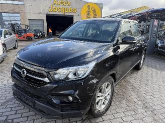 Ssang yong Musso 4X4 SAPPHIRE picture 3