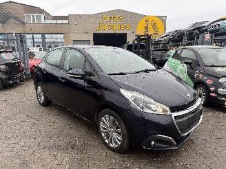 škoda osobní automobily Peugeot 208 1.2 SIGNATURE 2018/10