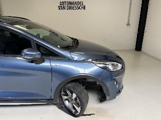 Ford Fiesta ACTIVE CROSSOVER picture 2