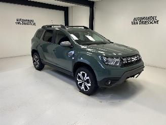 krockskadad bil auto Dacia Duster JOURNEY 2023/2