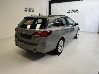 Opel Astra  picture 3