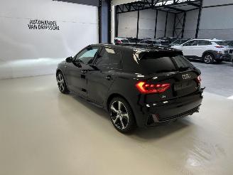 Audi A1 S-LINE / S-TRONIC picture 7