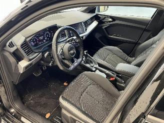 Audi A1 S-LINE / S-TRONIC picture 11