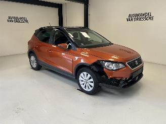 Schadeauto Seat Arona STYLE 2020/3