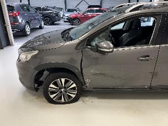 Peugeot 2008 ALLURE/PANORAMA picture 6