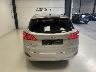 Hyundai I-30  picture 4