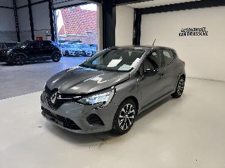 Renault Clio  picture 6
