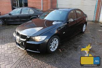 Uttjänta bilar auto BMW 3-serie E90 320i 2007/1