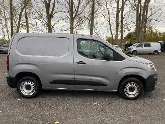 skadebil bedrijf Citroën Berlingo 1.5 HDI 2020/2