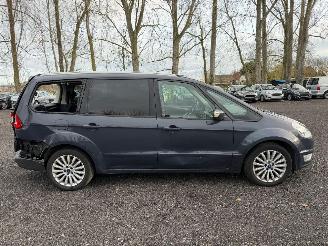skadebil auto Ford Galaxy GHIA 2015/1