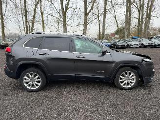 skadebil auto Jeep Cherokee LIMITED 2015/11