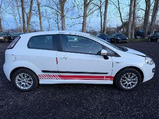 krockskadad bil auto Fiat Punto Evo  2011/5