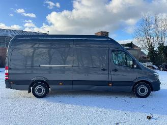 skadebil bedrijf Mercedes Sprinter 319 CDI 2017/2
