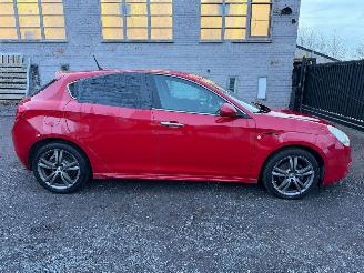 skadebil auto Alfa Romeo Giulietta 1.6 JTD 2011/1