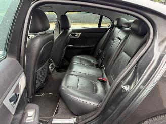 Jaguar XF 2.2 D picture 22