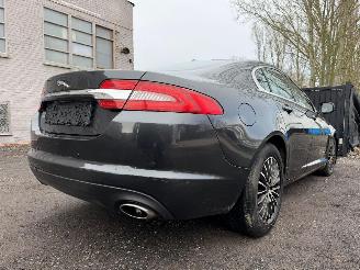 Jaguar XF 2.2 D picture 19