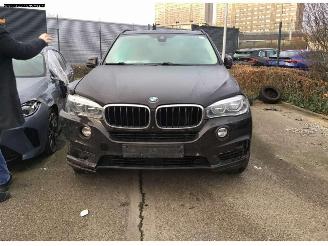uszkodzony samochody osobowe BMW X5 XDRIVE 25D 2016/6