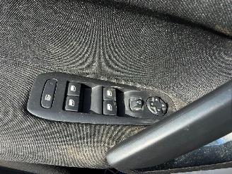 Peugeot 308 II SW STYLE picture 33