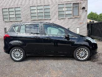 skadebil auto Ford B-Max TITANIUM 2013/2