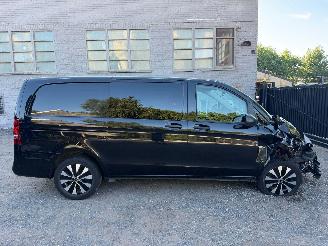 Vaurioauto  commercial vehicles Mercedes Vito 116 CDI LANG 2020/11