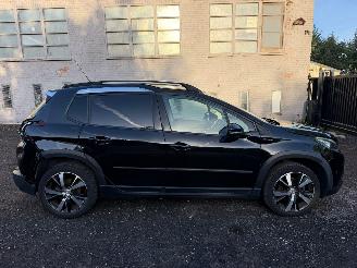 skadebil auto Peugeot 2008 GT LINE 2017/7