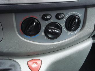 Opel  2.0CDTI 84KW L2-H1 AIRCO picture 13