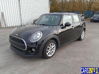 Schadeauto Mini Cooper  2017/4