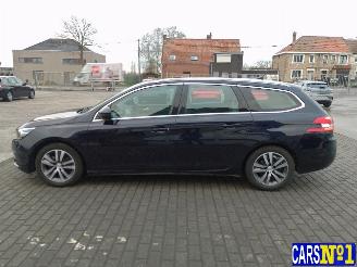 Peugeot 308  picture 7