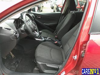 Mazda 2  picture 13