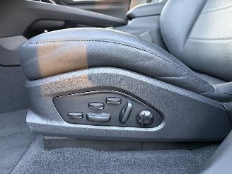 Porsche Macan EV 4 100kWh Pano Bose picture 25