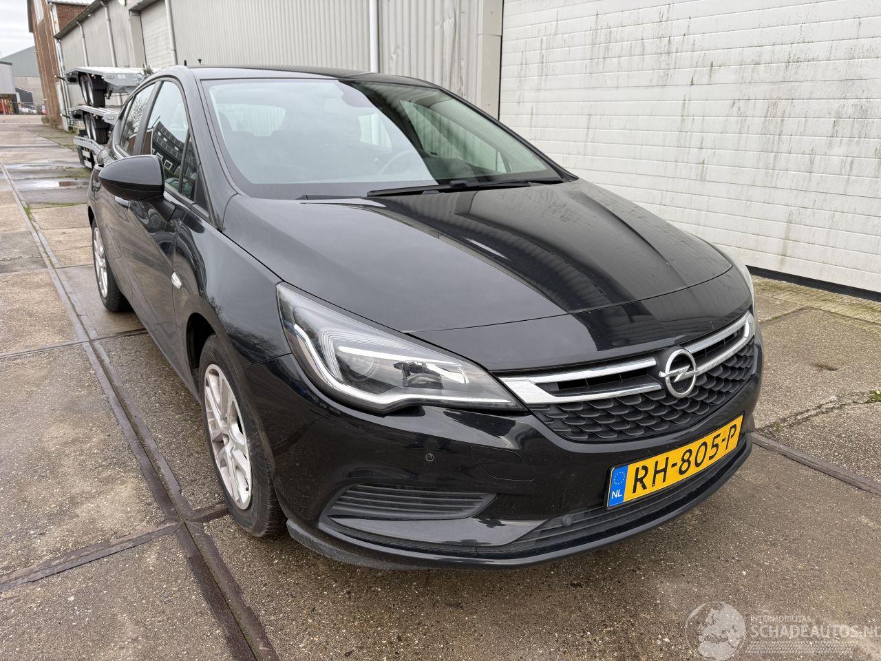 Opel Astra 1.0 Online Edition