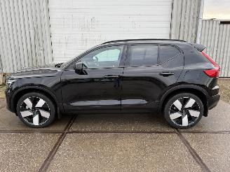 Volvo XC40 Recharge Ultimate 70 kWh Pano Harman Kardon 20\" picture 11