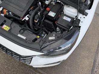 Peugeot e-208 EV GT Avant 51 kWh picture 13