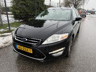 krockskadad bil auto Ford Mondeo 1.6 EcoBoost Titanium 2013/1