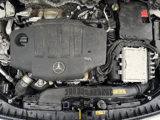 Mercedes B-klasse 200d Automaat picture 11