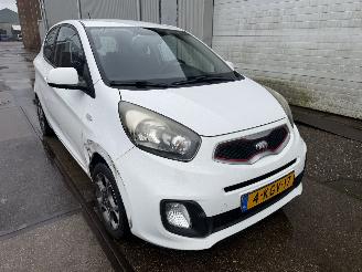 škoda osobní automobily Kia Picanto 1.0 CVVT Comfort Pack Navigatie 2013/4