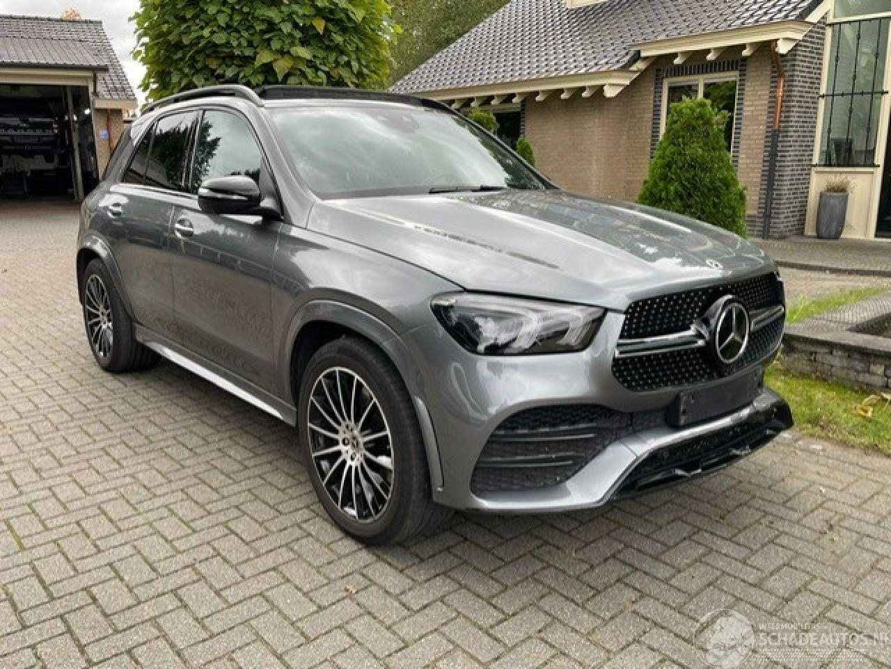 Mercedes GLE 350 de 4MATIC AMG LINE PANO CAMERA NAVI LED