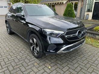 damaged passenger cars Mercedes GLC 300e 4MATIC AVANTGARDE ADVANCED PANO 2023/6