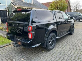 Isuzu D-Max V-Cross 4X4 DC HARDTOP picture 6
