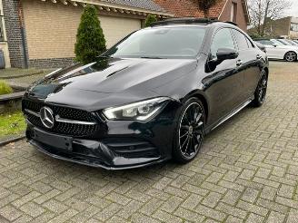 Damaged car Mercedes Cla-klasse 200 d AMG LINE PANO CAMERA LED NIGHT 2020/3