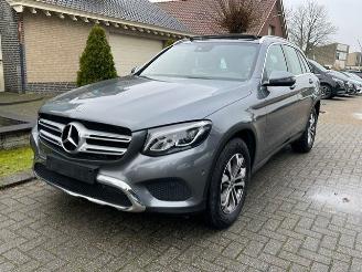 škoda osobní automobily Mercedes GLC 250 4MATIC PANO NAVI PDC 2018/11