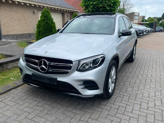 Unfallwagen Mercedes GLC 220 d 4MATIC AMG LINE PANO NAVI CAMERA LED 2018/1