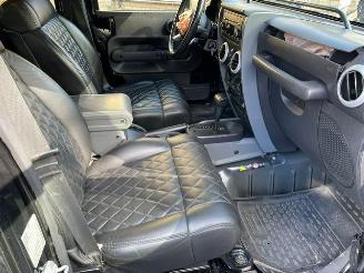 Jeep Wrangler Unlimited 2.8 CRD SAHARA picture 10
