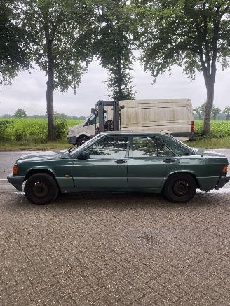 demontáž osobní automobily Mercedes 190-serie 190 E 1.8 1992/1