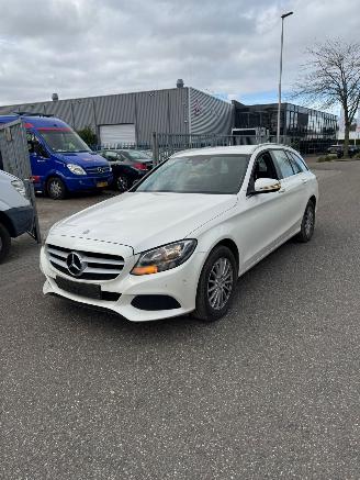 Uttjänta bilar auto Mercedes C-klasse C 200 D COMBI 2015/6