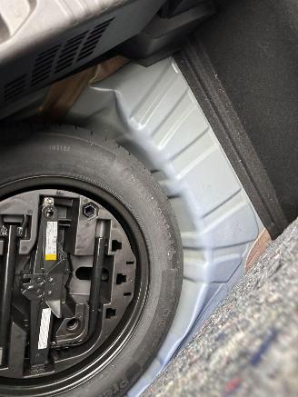 Renault Clio TECHNO SPORT NAVi CLIMA CAMERA LED VIRT DASH B.J 05-2025 picture 18