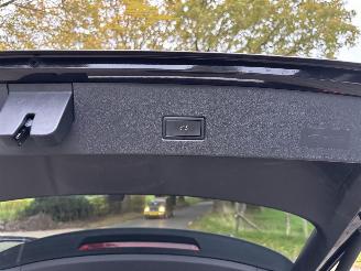 Volkswagen T-Roc 2.0 TDI AUTOMAAT 150 PK STYLE NAVI CLIMA CAMERA LED picture 26