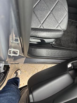 Citroën DS3 CROSSBACK AUTOMAAT 130 PK NAVI CAMERA LED LEER B.J 06-2023 picture 19