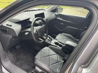 Citroën DS3 CROSSBACK AUTOMAAT 130 PK NAVI LEER CAMERA LED LEER B.J 06-2023 picture 8