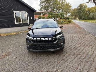Dacia Jogger 1.6 AUTOMAAT 7 PERSOONS HYBRIDE NAVI CLIMA CAMERA KEYLESS LED B.J 2025 picture 7